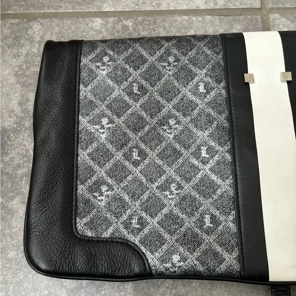 L.A.M.B. GWEN STEFANI Signature Foldover Clutch Leather HandBag Clutch Purse
